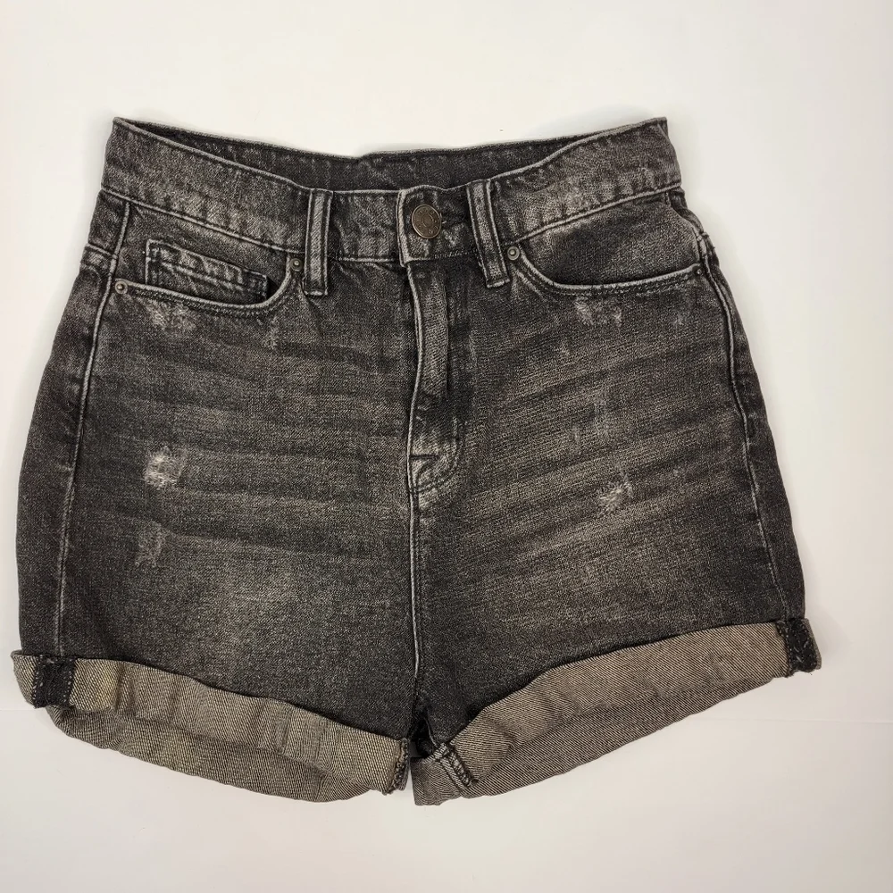 BDG Denim Shorts Sz 25 Mom High Rise Wash Black